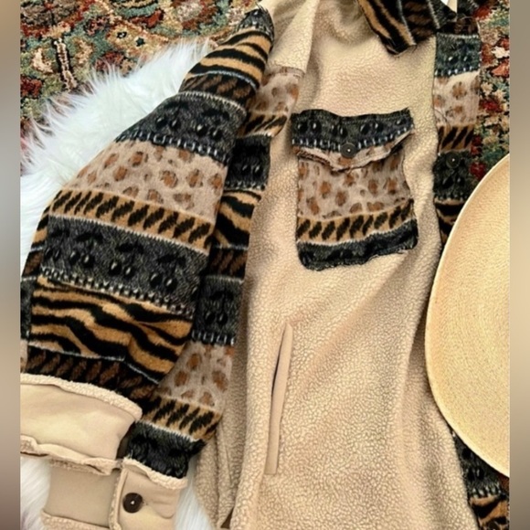 Allison Clothing Beige and Black Button Down Shirt - Picture 5 of 10